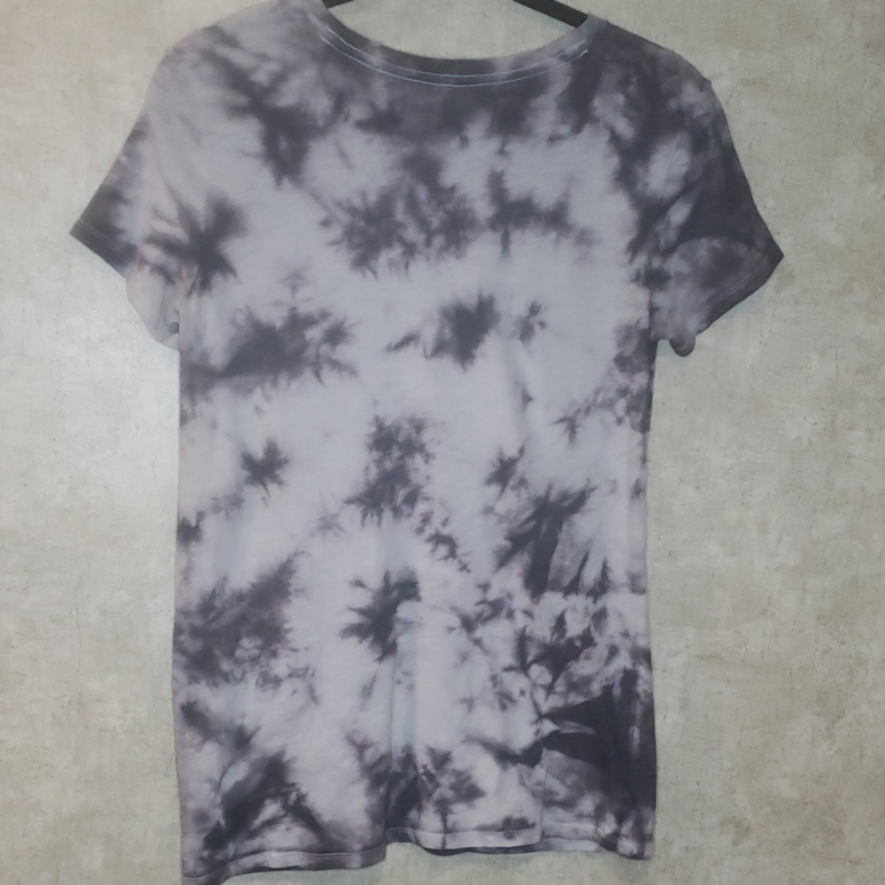 💜VS PINK Tie Dye Tee - Picture 3 of 3